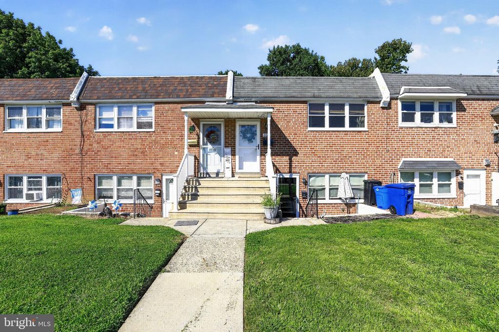 3344 S KESWICK RD, Philadelphia, PA 19114