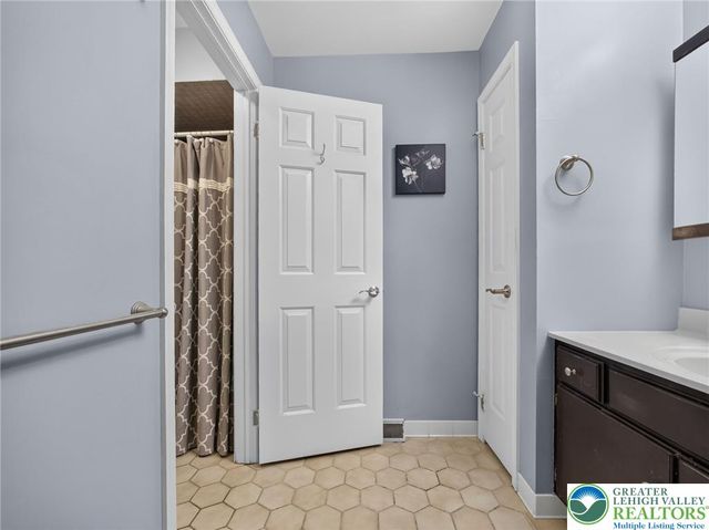 239 Village Walk Drive, Macungie Boro, PA 18062