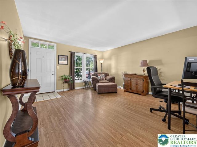 239 Village Walk Drive, Macungie Boro, PA 18062