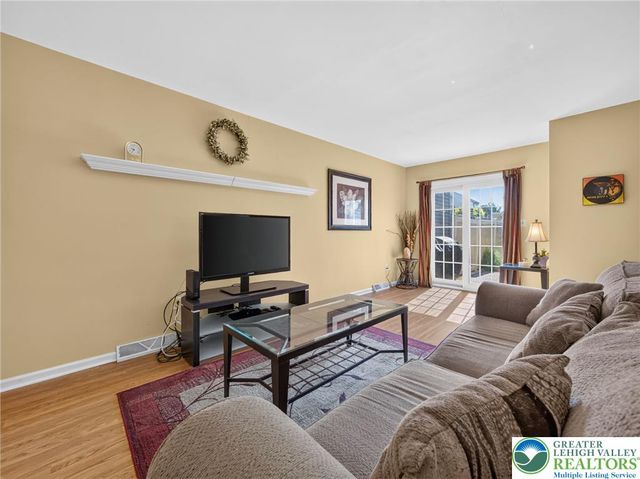 239 Village Walk Drive, Macungie Boro, PA 18062