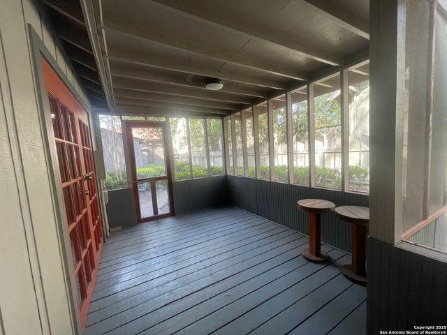 206 Madison B, San Antonio, TX 78204