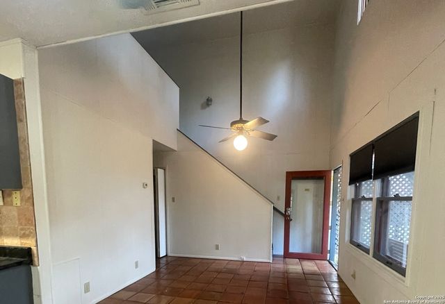 206 Madison B, San Antonio, TX 78204