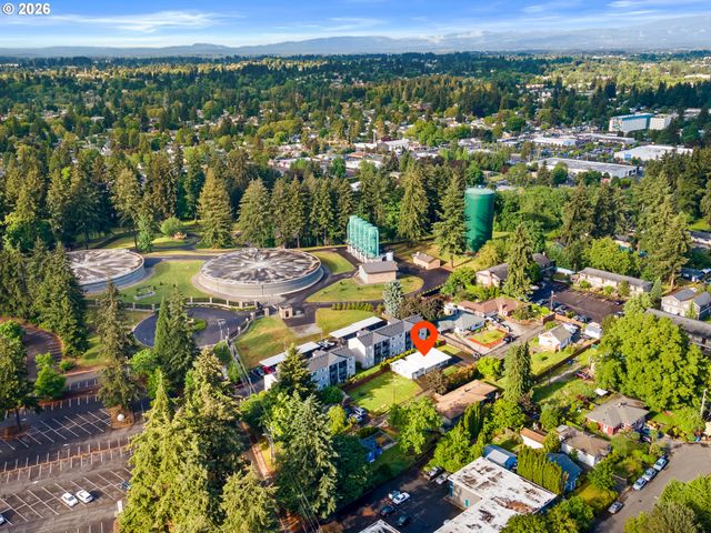 2216 E 18TH St, Vancouver, WA 98661