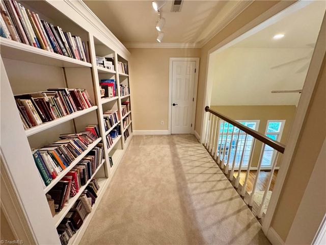 113 Finborough Court, Kernersville, NC 27284