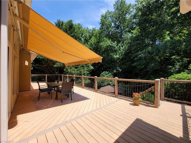 113 Finborough Court, Kernersville, NC 27284