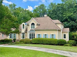 113 Finborough Court, Kernersville, NC 27284