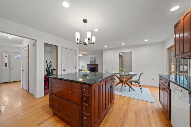 119 Winn Street, Woburn, MA 01801