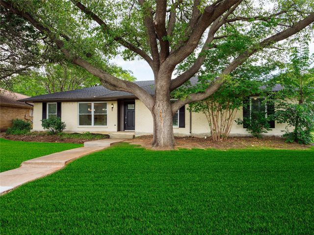 2310 Greenmeadow Drive, Carrollton, TX 75006
