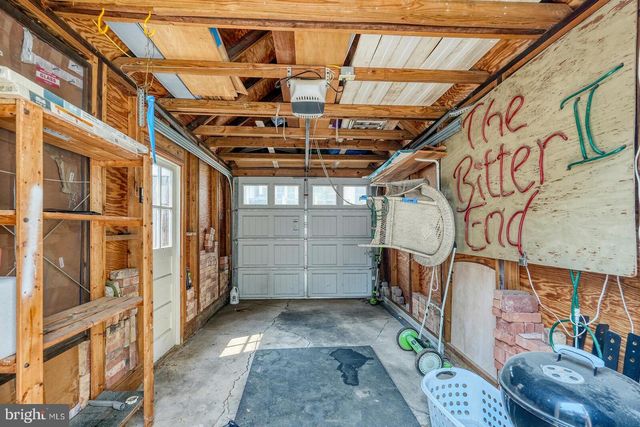 2428 TUNLAW RD NW, Washington, DC 20007