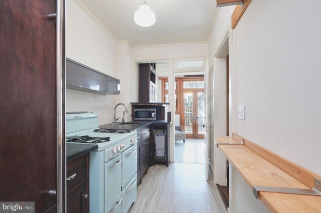 2428 TUNLAW RD NW, Washington, DC 20007