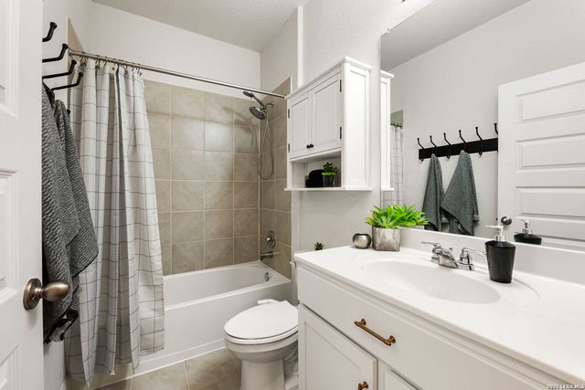 9353 ATEN SHR, San Antonio, TX 78254