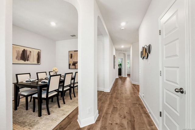 9353 ATEN SHR, San Antonio, TX 78254