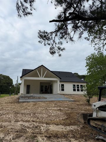 630 County Road 4023, Dayton, TX 77535