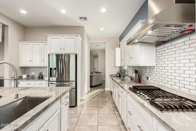 22630 E LAWNDALE Place, Queen Creek, AZ 85142