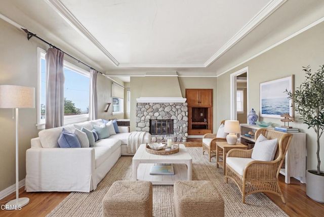 2381 Hyland Ave. Avenue, Ventura, CA 93001