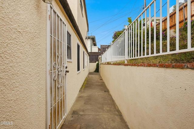 2381 Hyland Ave. Avenue, Ventura, CA 93001