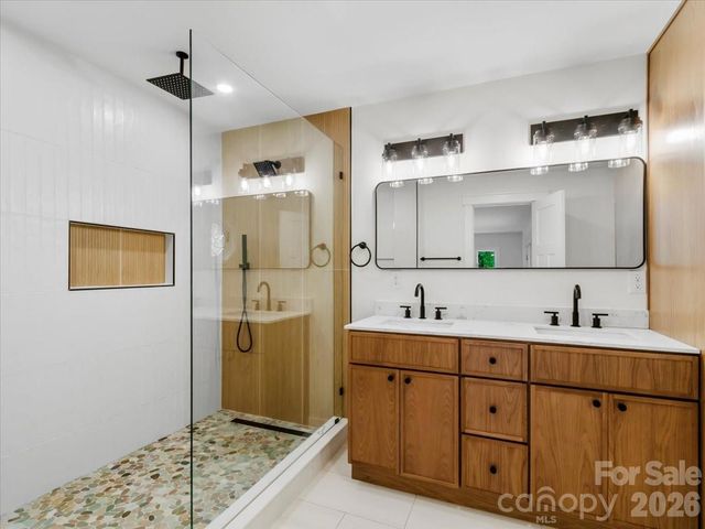 455 Rocky Springs Heights, Burnsville, NC 28714
