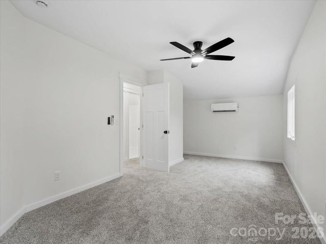 455 Rocky Springs Heights, Burnsville, NC 28714