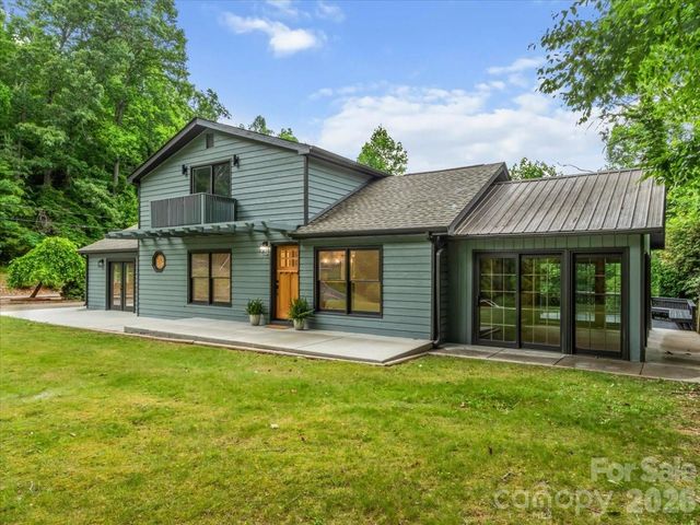 455 Rocky Springs Heights, Burnsville, NC 28714
