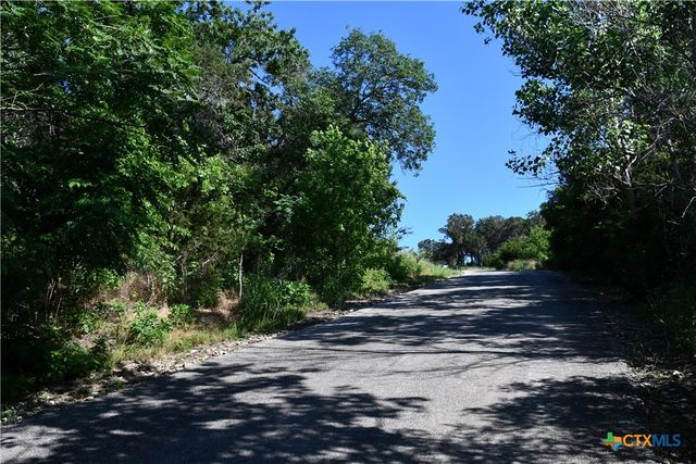 6013 Hamlet Drive, Belton, TX 76513