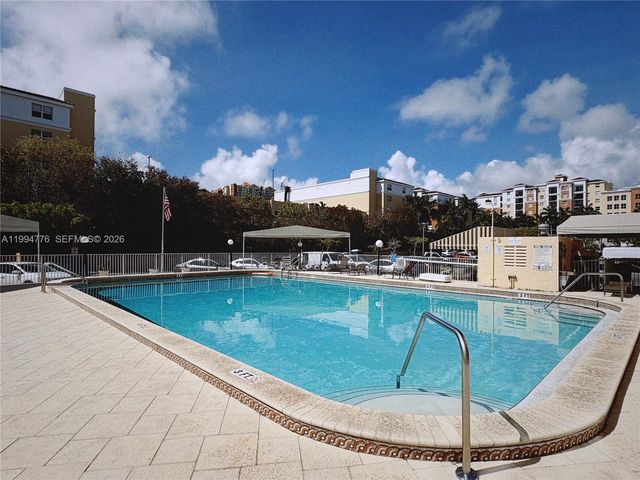 210 172nd St 333, Sunny Isles Beach, FL 33160