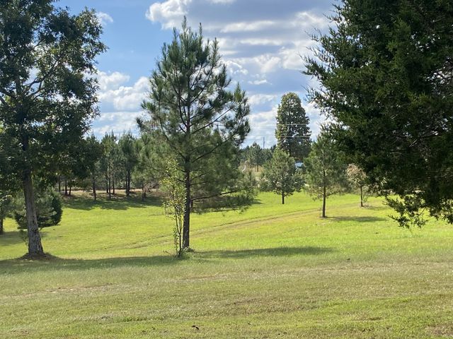 130 Sage Ln, Waynesboro, TN 38485