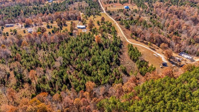 130 Sage Ln, Waynesboro, TN 38485