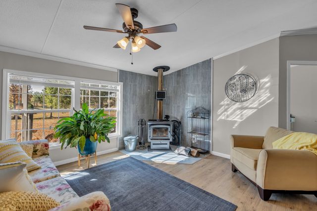 130 Sage Ln, Waynesboro, TN 38485