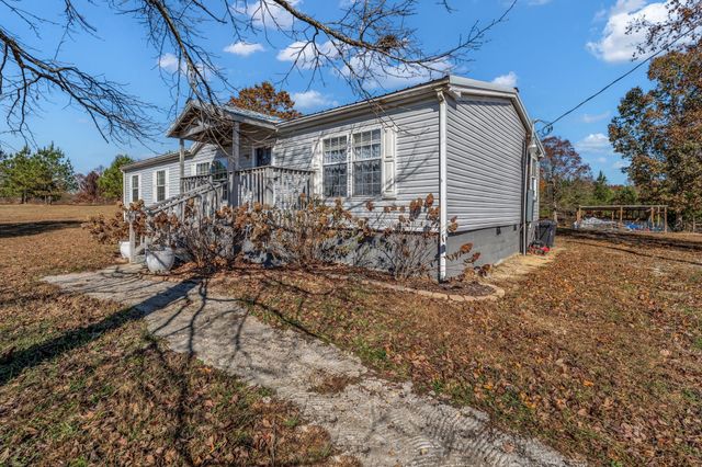 130 Sage Ln, Waynesboro, TN 38485