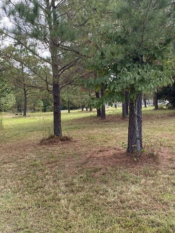 130 Sage Ln, Waynesboro, TN 38485