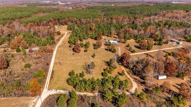 130 Sage Ln, Waynesboro, TN 38485