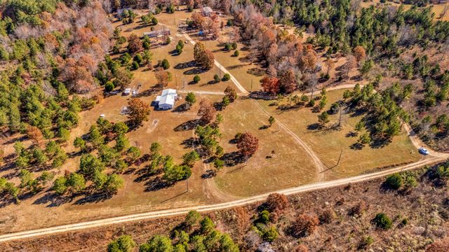 130 Sage Ln, Waynesboro, TN 38485