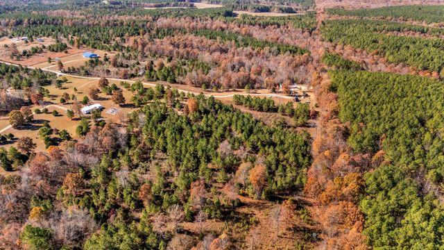 130 Sage Ln, Waynesboro, TN 38485