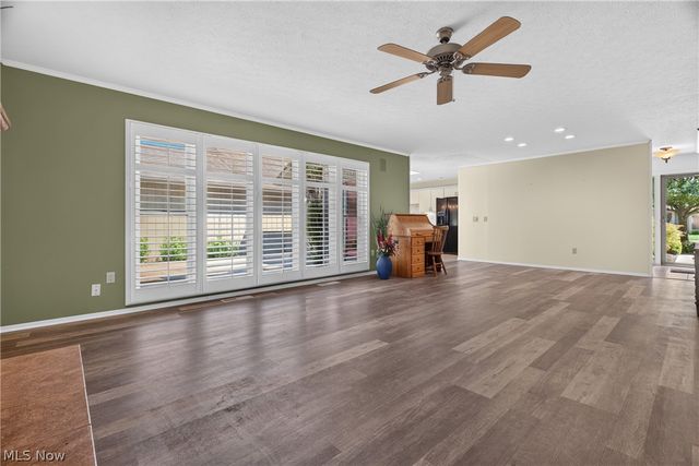 33066 Cedar Branch Circle, North Ridgeville, OH 44039
