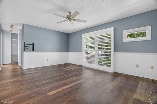 33066 Cedar Branch Circle, North Ridgeville, OH 44039