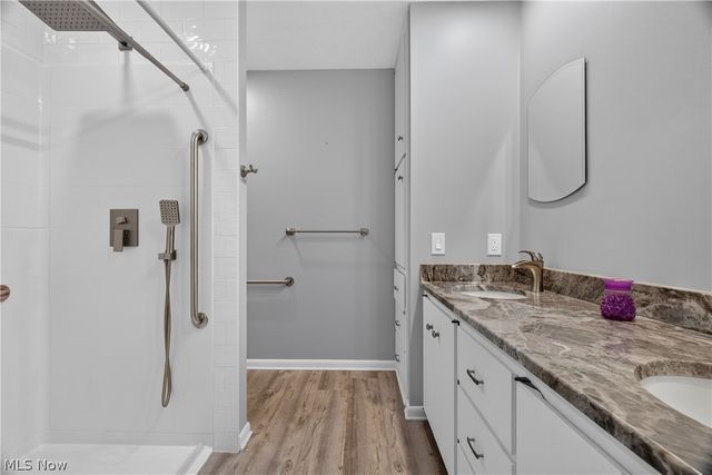 33066 Cedar Branch Circle, North Ridgeville, OH 44039