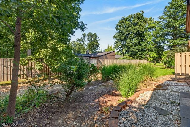 33066 Cedar Branch Circle, North Ridgeville, OH 44039