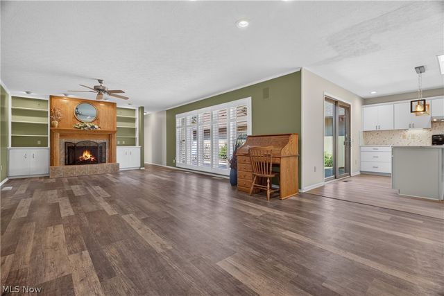 33066 Cedar Branch Circle, North Ridgeville, OH 44039