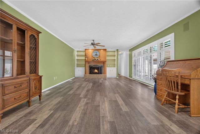 33066 Cedar Branch Circle, North Ridgeville, OH 44039