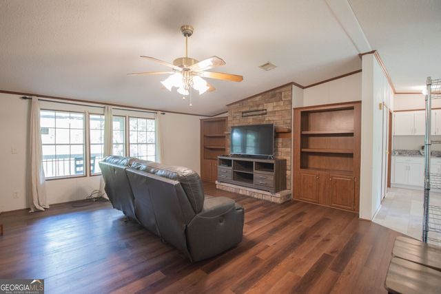 104 Cox Road, Kingsland, GA 31548