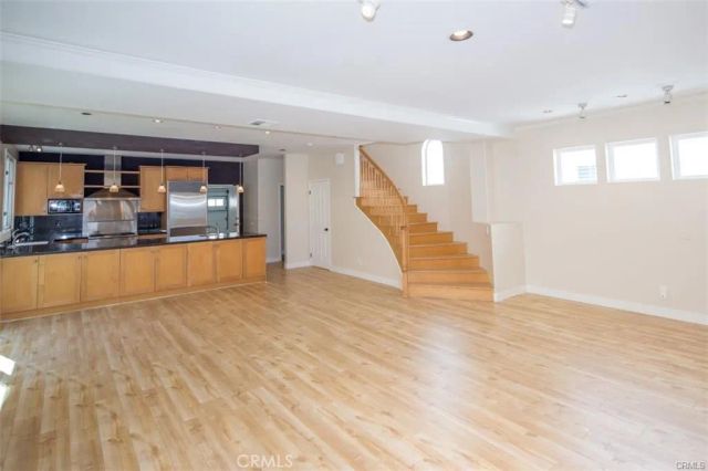 515 W Balboa, Newport Beach, CA 92661