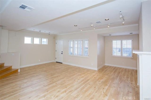 515 W Balboa, Newport Beach, CA 92661
