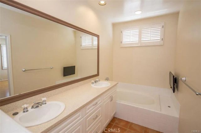 515 W Balboa, Newport Beach, CA 92661