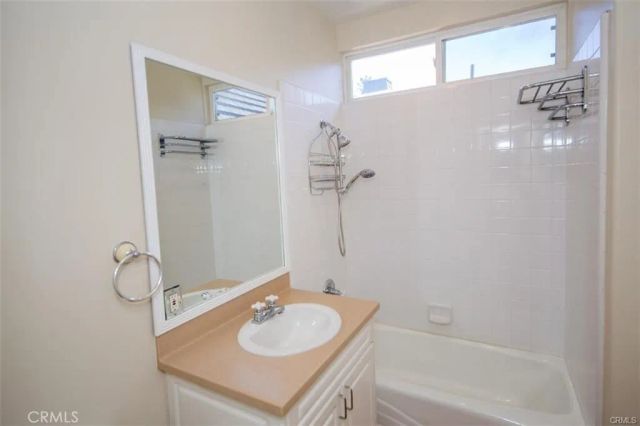 515 W Balboa, Newport Beach, CA 92661