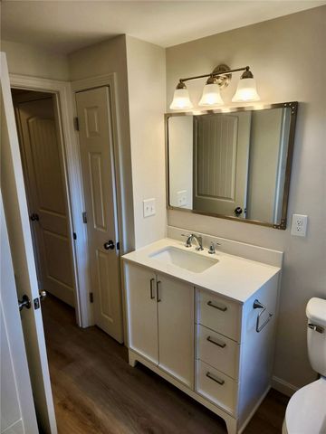 198 Gainesville Drive, Warwick, RI 02886