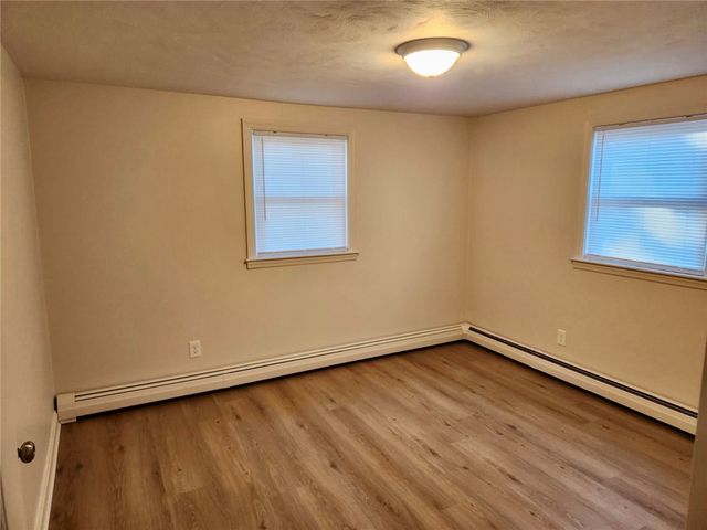 198 Gainesville Drive, Warwick, RI 02886