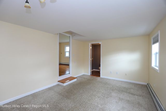 11 Mountain View Avenue, Saugerties, NY 12477