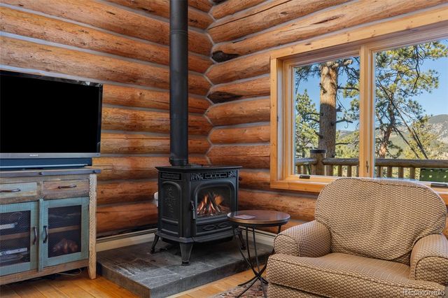 291 Newell Drive, Loveland, CO 80537