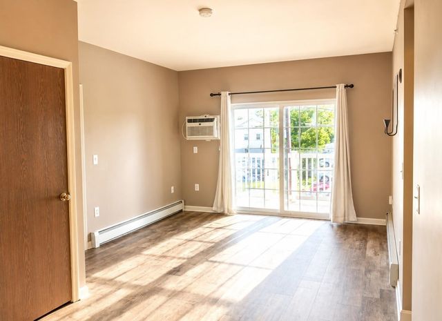 18 Harbor Ave Apt 212, Nashua, NH 03060