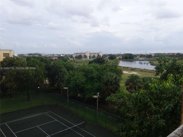 8290 Lake Dr 510, Doral, FL 33166